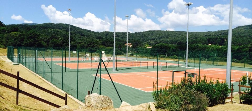 Vue des cours du Tennis Club Alta Rocca